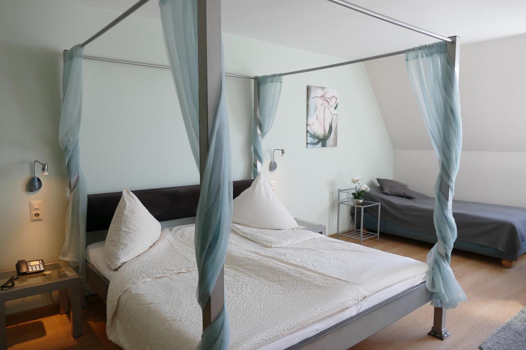 Wennhof Hotel ชาร์บอยท์ซ ภายนอก รูปภาพ